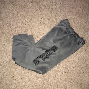 NIKE BOYS LEBRON JOGERS